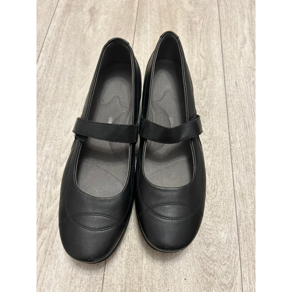 Mary Jane slip on Hydro shield by Rockport shoes